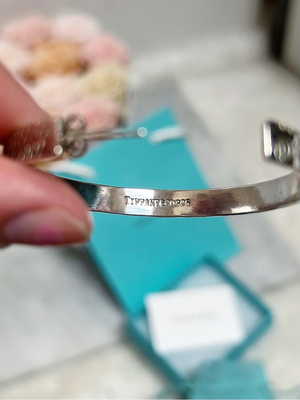 Authentic Tiffany & Co. Ultra RARE Script / Notes 925 Silver XL Hoop Earrings - Picture 15 of 15